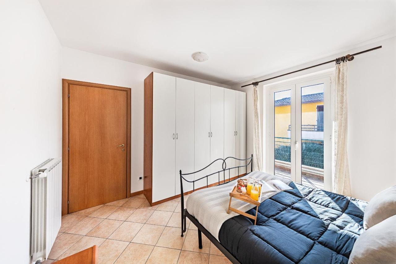 Annamaria 9 Apartment By Wonderful Italy 西尔米奥奈 外观 照片